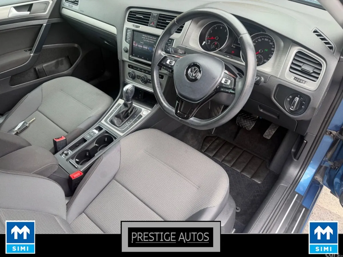 Volkswagen Golf Estate, Petrol, 2017, Blue