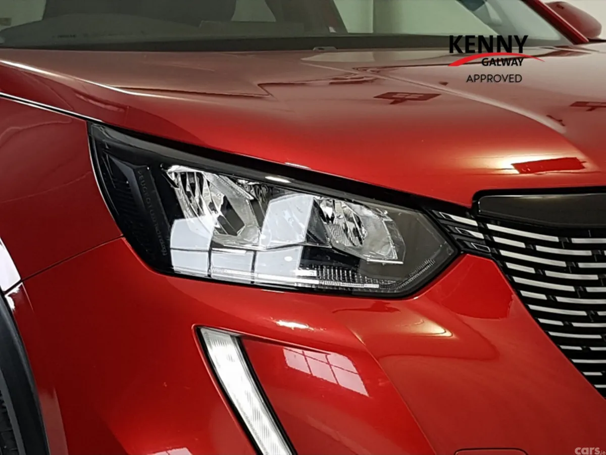 Peugeot 2008 MPV, Diesel, 2020, Red
