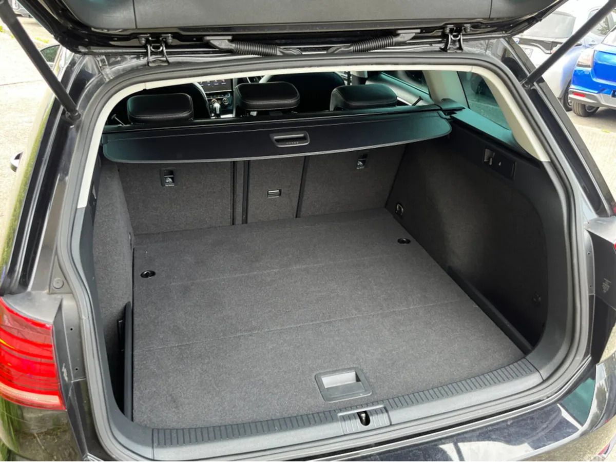 Volkswagen Golf Estate, Diesel, 2020, Black
