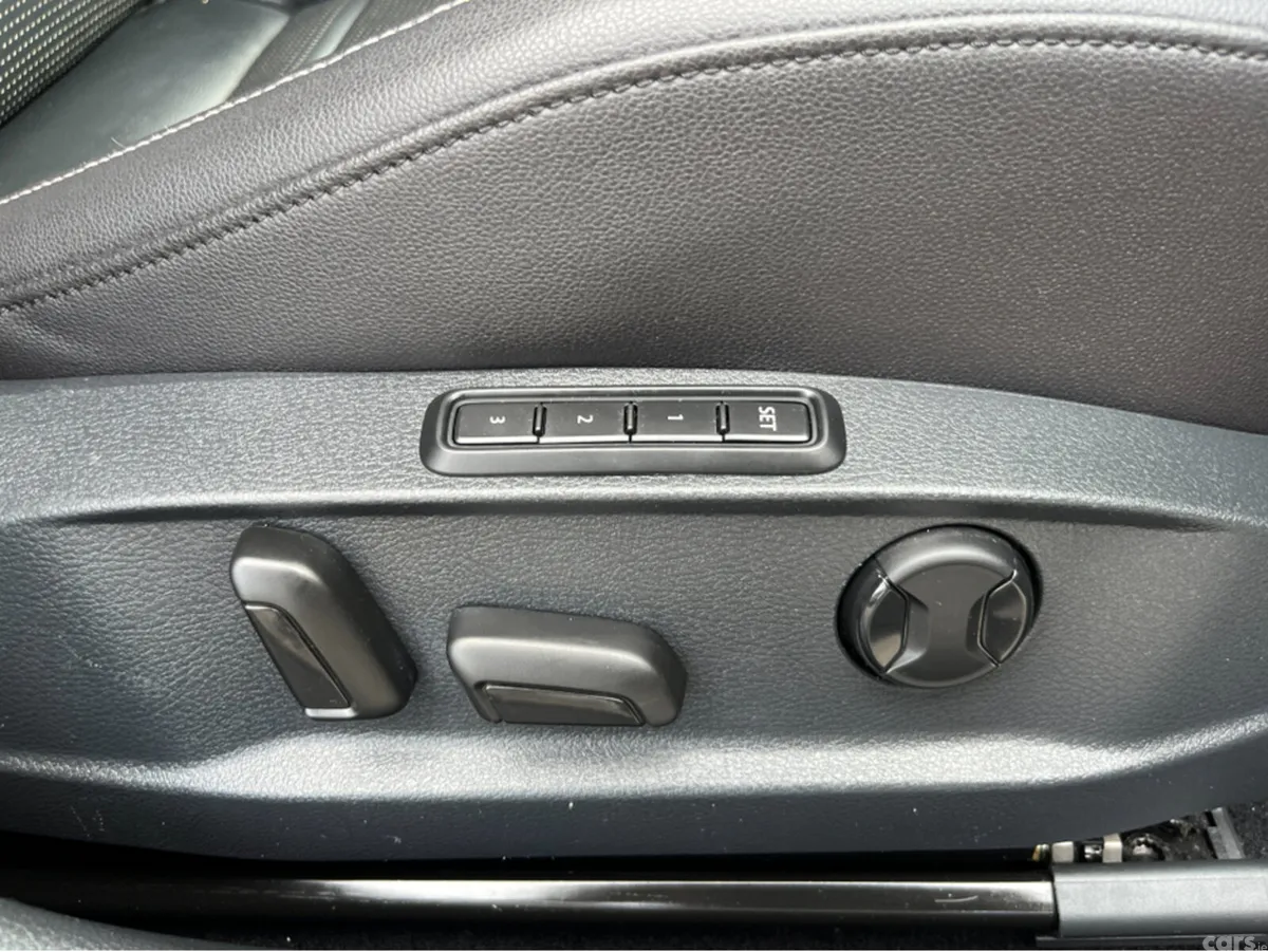 Volkswagen Golf Estate, Diesel, 2020, Black