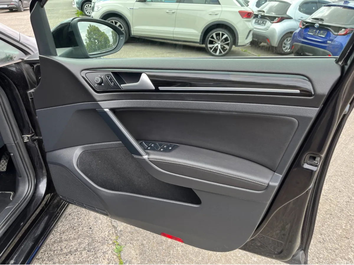 Volkswagen Golf Estate, Diesel, 2020, Black