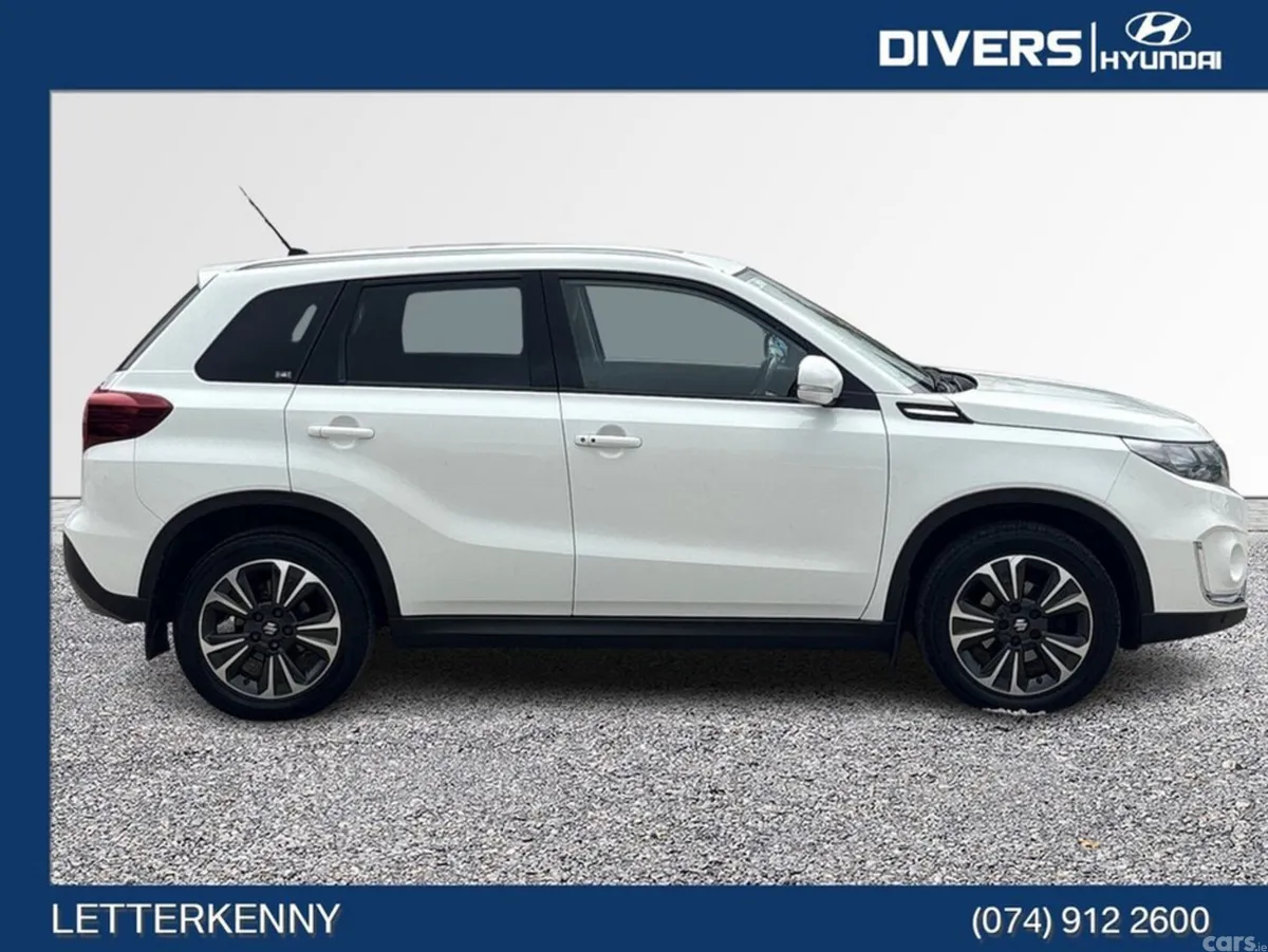 Suzuki Vitara Hatchback, Petrol, 2022, White