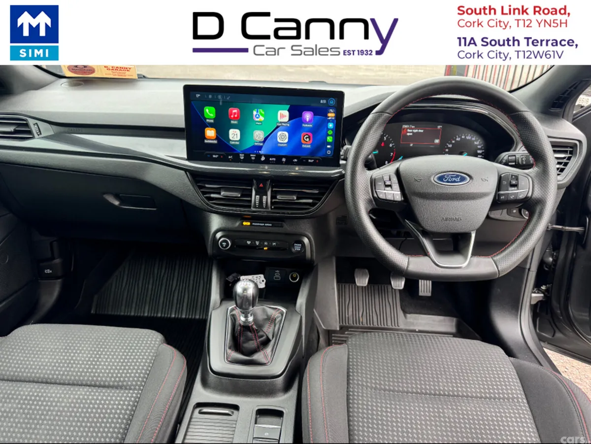 Ford Focus Hatchback, Petrol, 2023, Grey