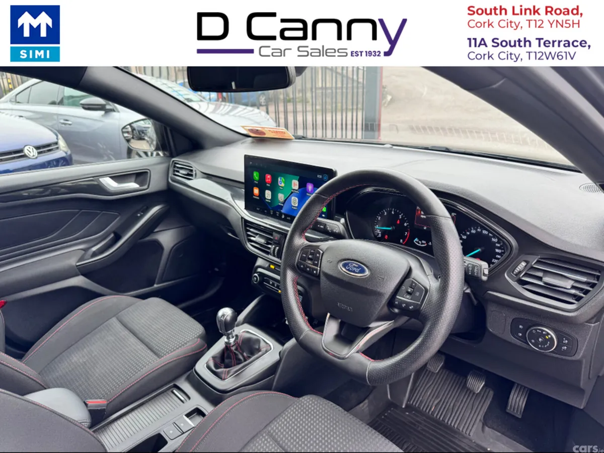 Ford Focus Hatchback, Petrol, 2023, Grey