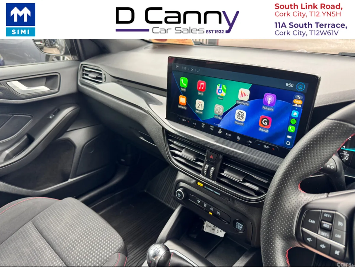 Ford Focus Hatchback, Petrol, 2023, Grey