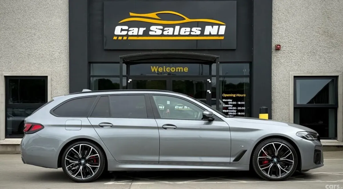 BMW 5-Series Estate, Diesel Hybrid, 2023, Grey