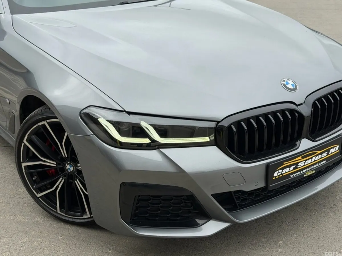 BMW 5-Series Estate, Diesel Hybrid, 2023, Grey