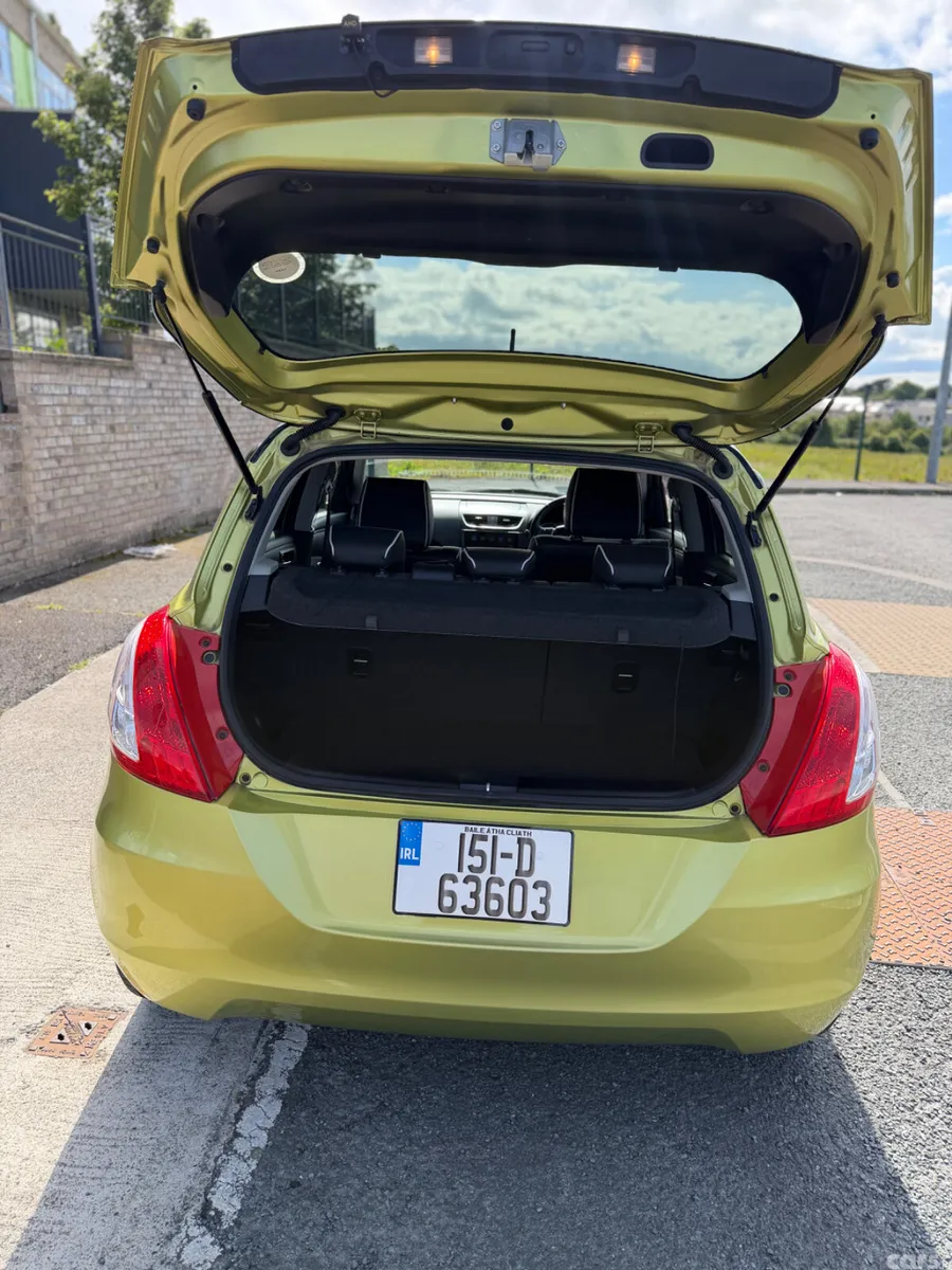 Suzuki Swift Hatchback, Petrol, 2015, Gold