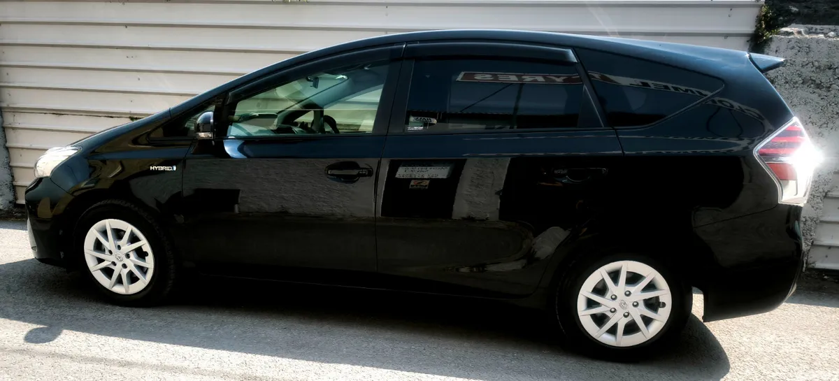 Toyota Prius MPV, Petrol Hybrid, 2016, Black