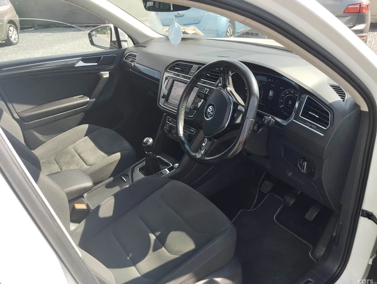 Volkswagen Tiguan SUV, Diesel, 2017, White