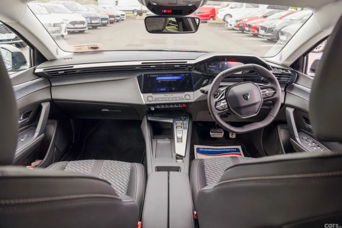 Peugeot 308 Hatchback, Petrol Hybrid, 2026, Grey