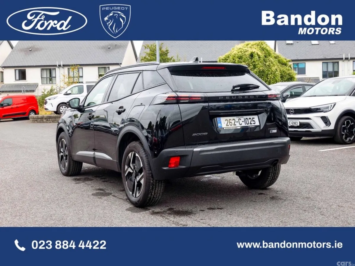 Peugeot 2008 MPV, Petrol Hybrid, 2026, Black
