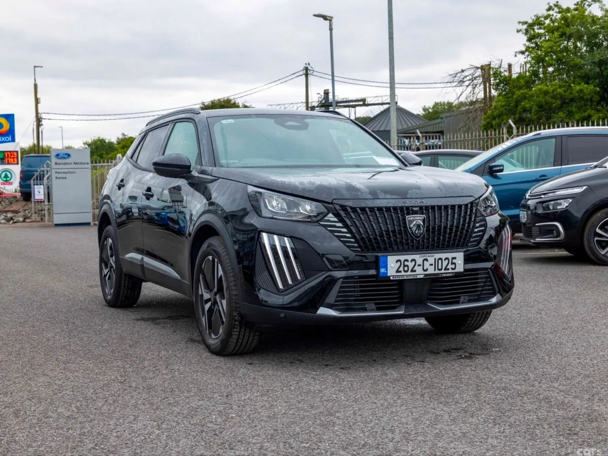 Peugeot 2008 MPV, Petrol Hybrid, 2026, Black