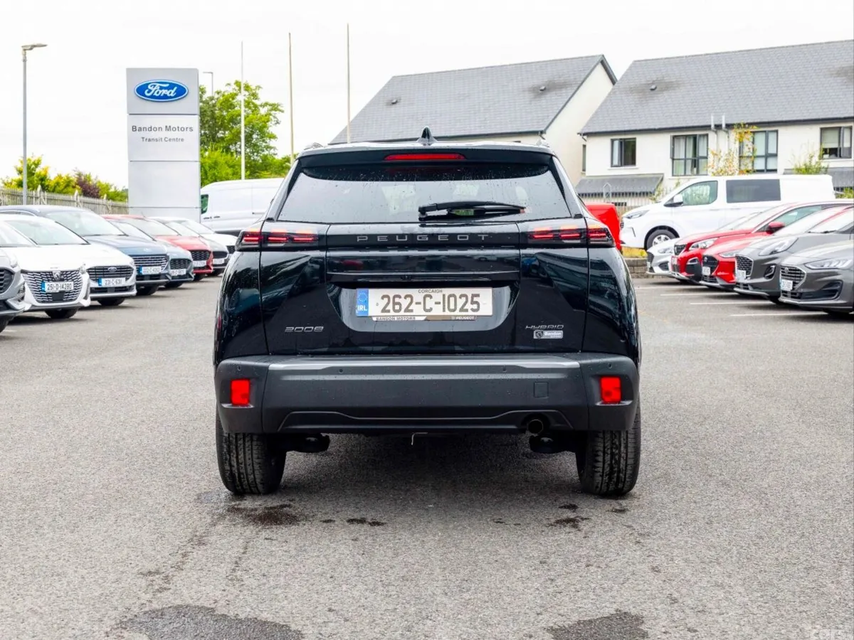 Peugeot 2008 MPV, Petrol Hybrid, 2026, Black