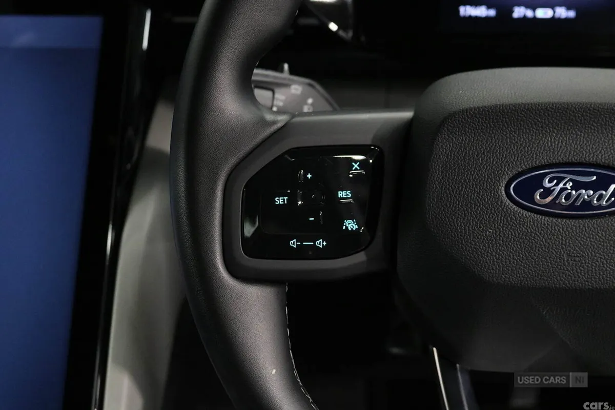 Ford Explorer SUV, Electric, 2025, Black