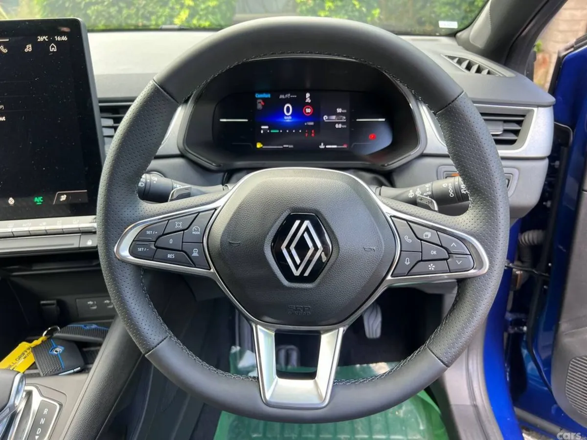 Renault Captur SUV, Petrol Hybrid, 2026, Blue