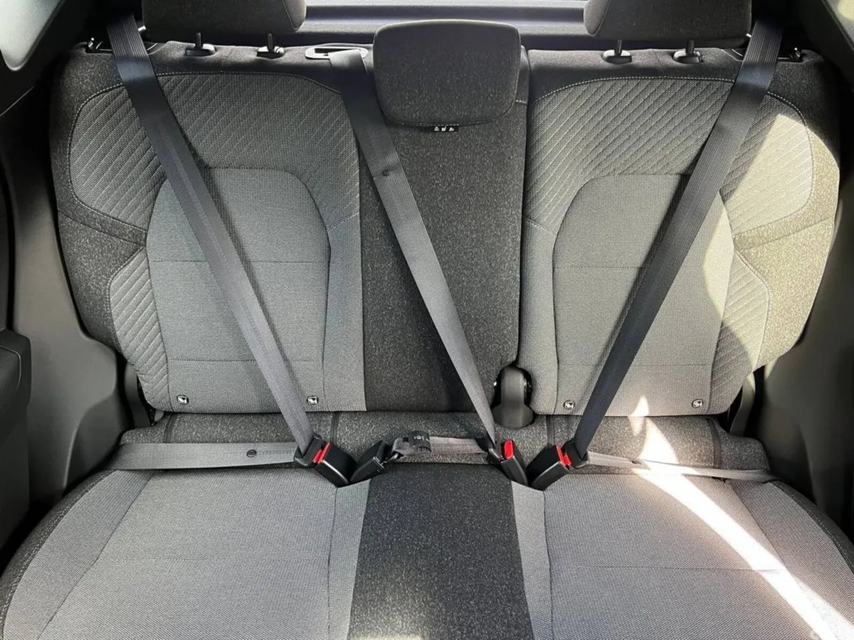 Renault Captur SUV, Petrol Hybrid, 2026, Red