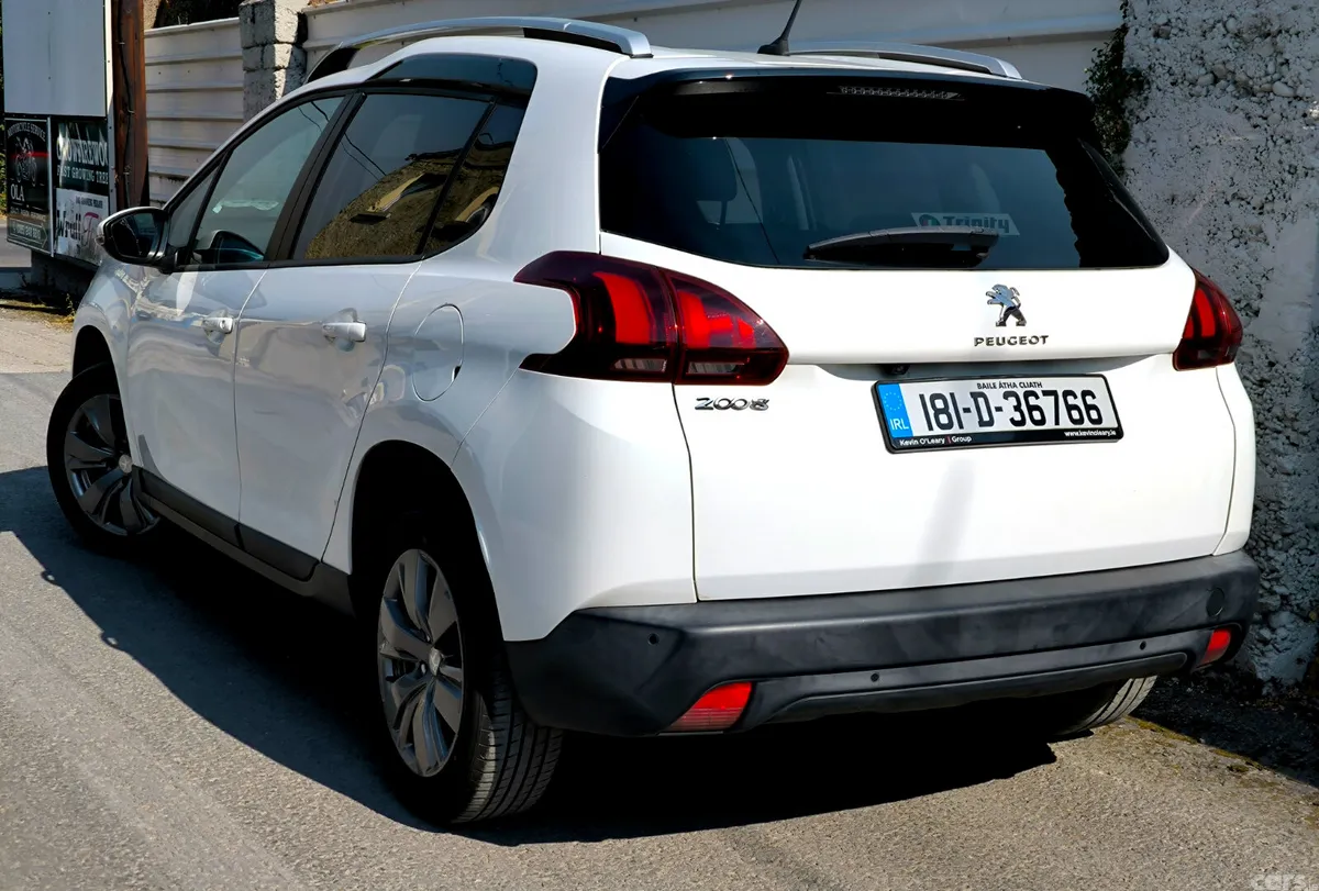 Peugeot 2008 Estate, Petrol, 2018, White