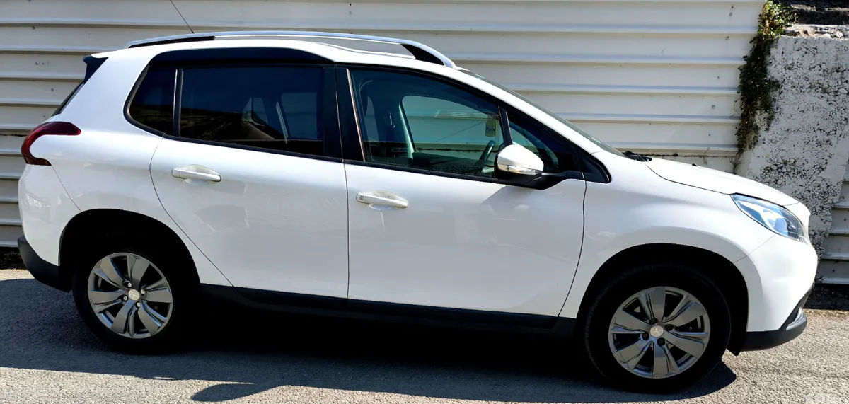 Peugeot 2008 Estate, Petrol, 2018, White