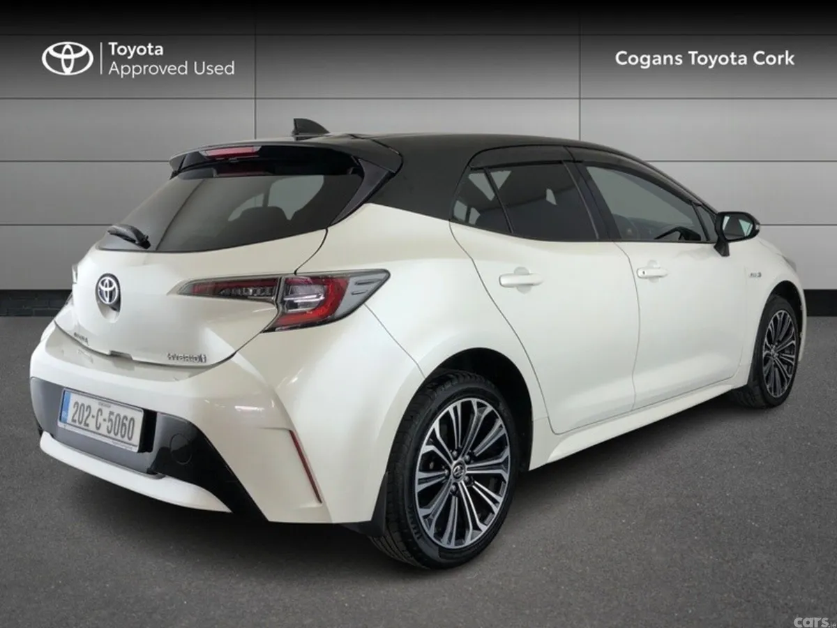 Toyota Corolla Hatchback, Petrol Hybrid, 2020, White