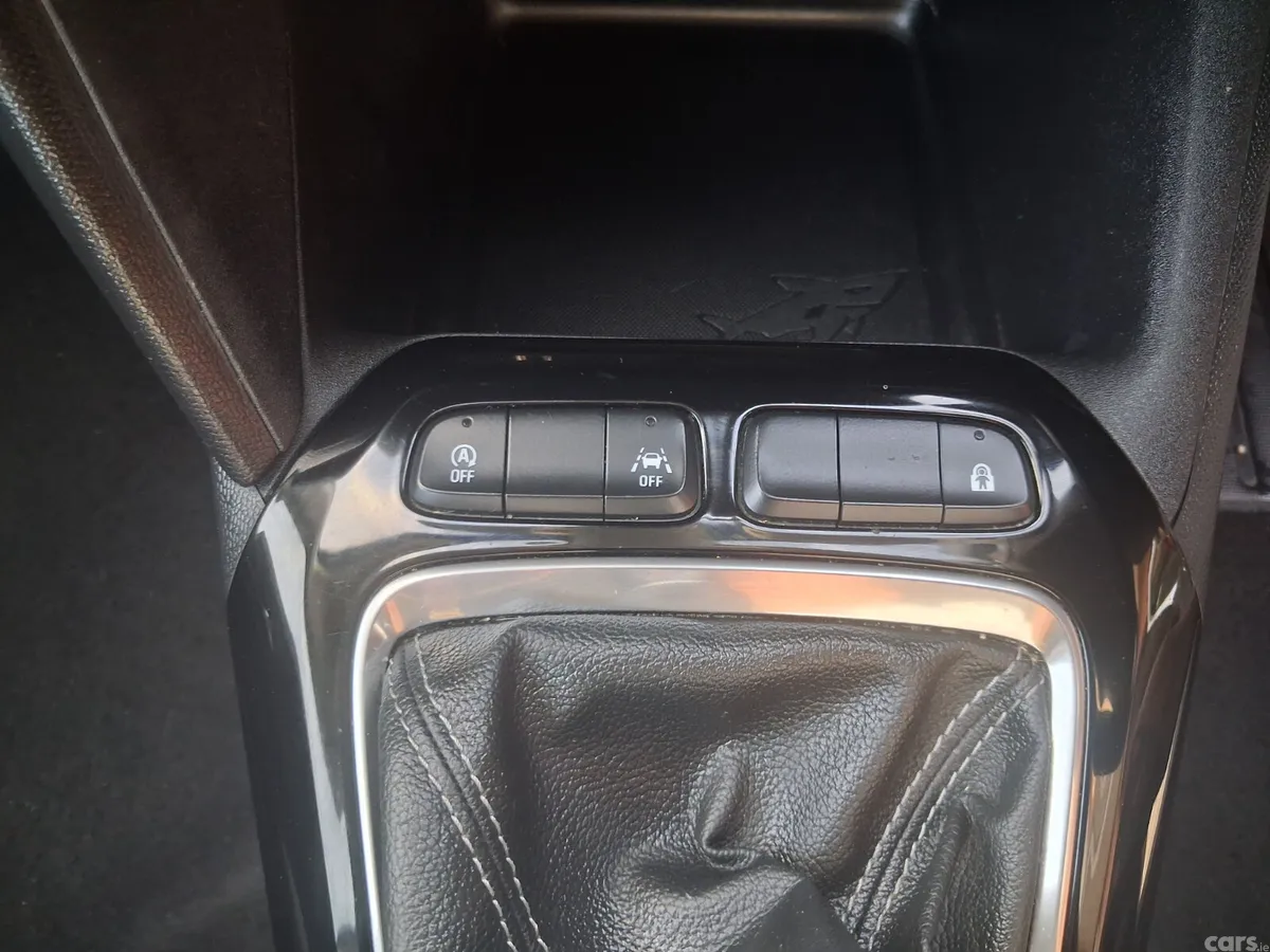 Vauxhall Corsa Hatchback, Petrol, 2020, White
