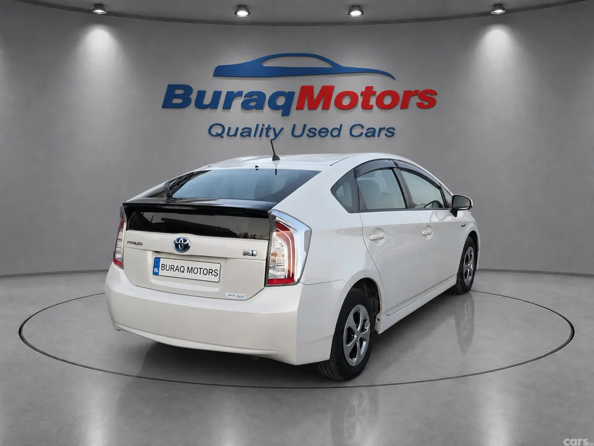 Toyota Prius Hatchback, Petrol Hybrid, 2015, White