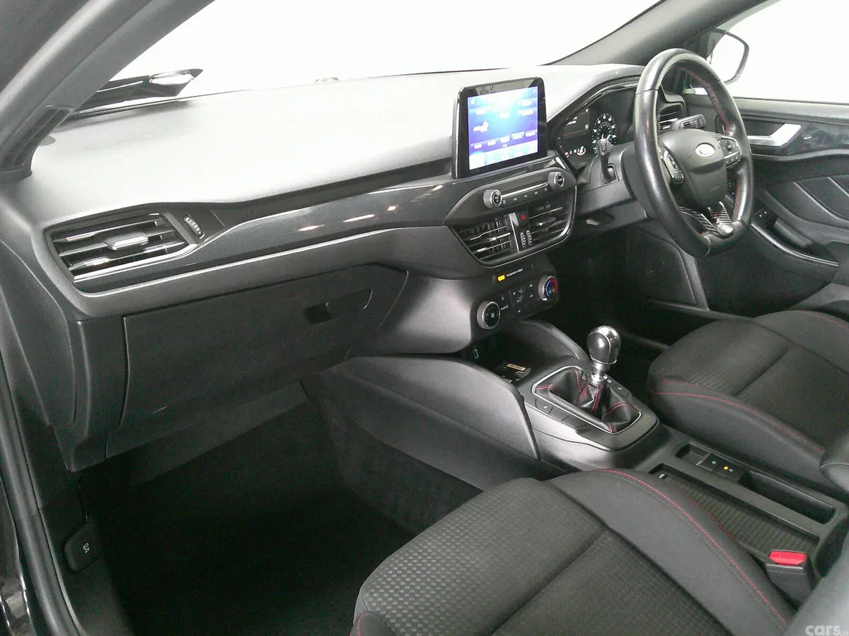 Ford Focus Hatchback, Diesel, 2020, Black
