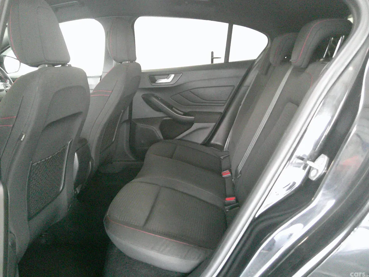 Ford Focus Hatchback, Diesel, 2020, Black