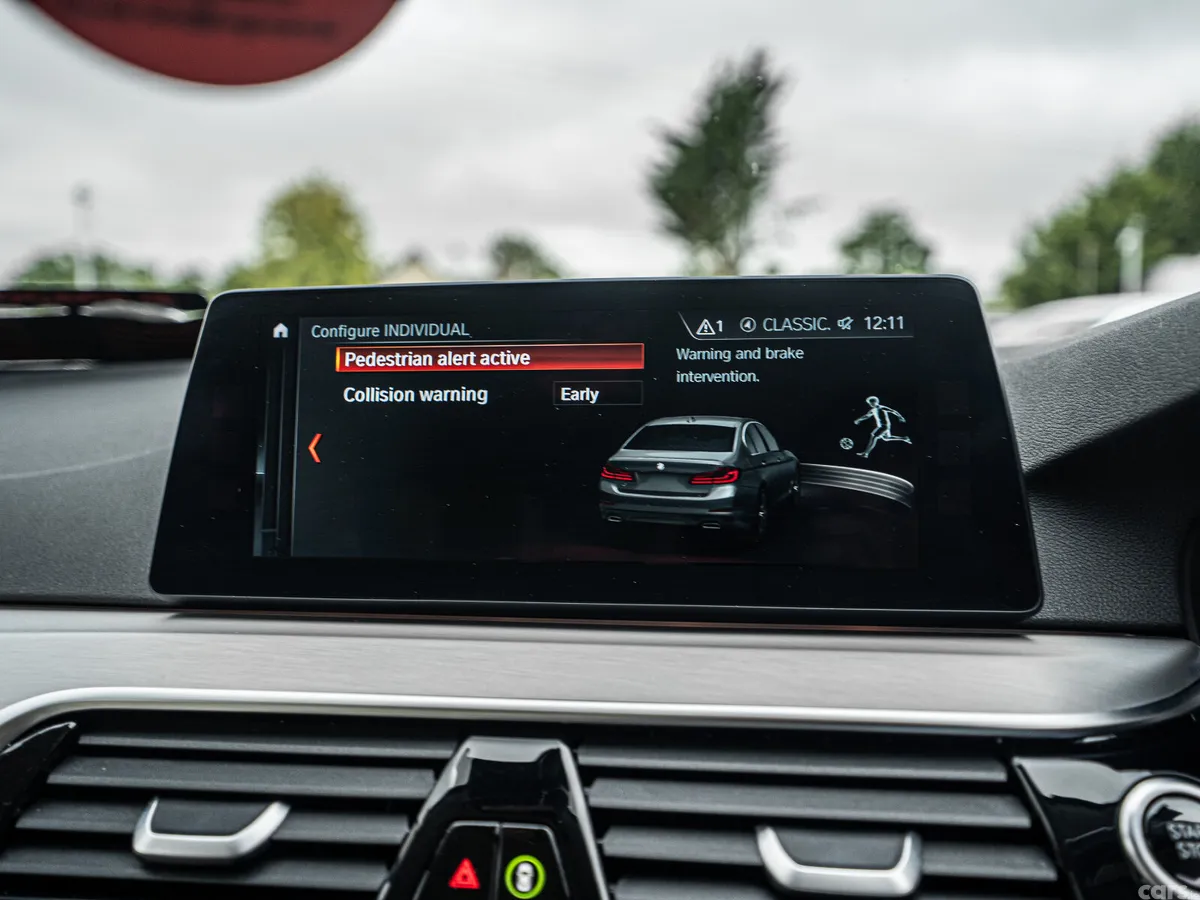 BMW 5-Series Saloon, Petrol Plug-in Hybrid, 2017, Grey