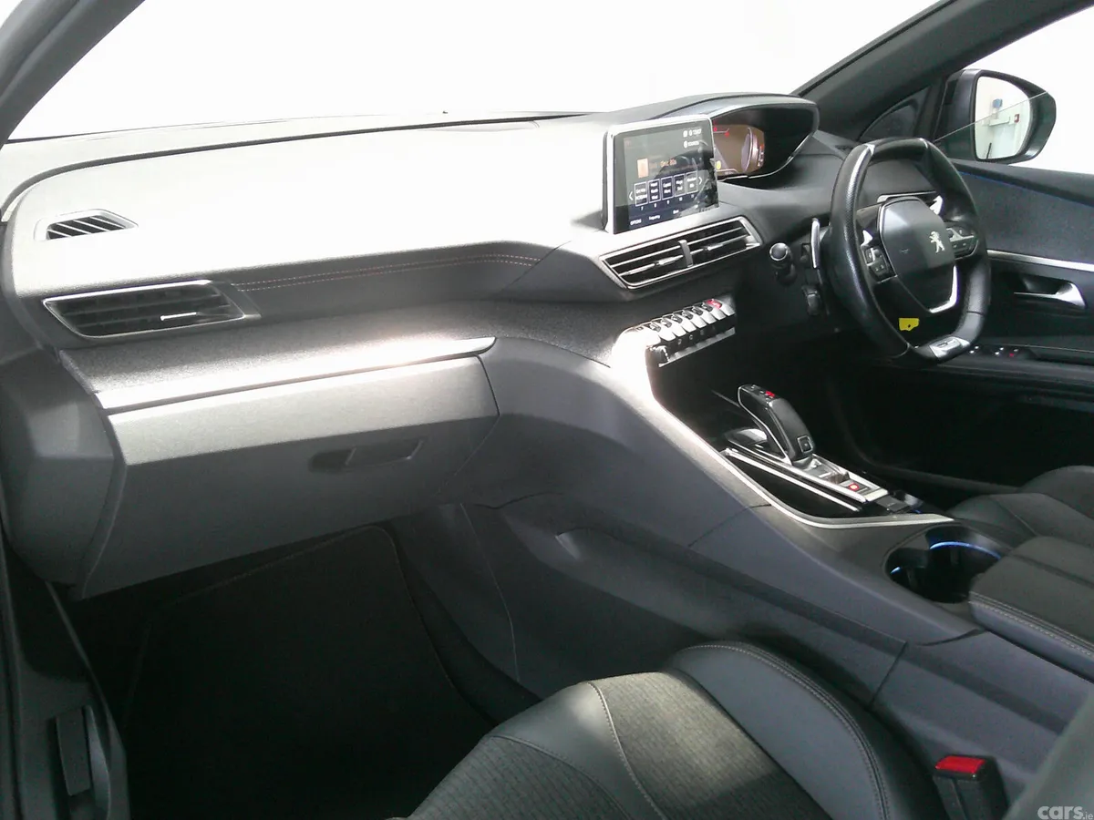 Peugeot 3008 SUV, Diesel, 2019, White