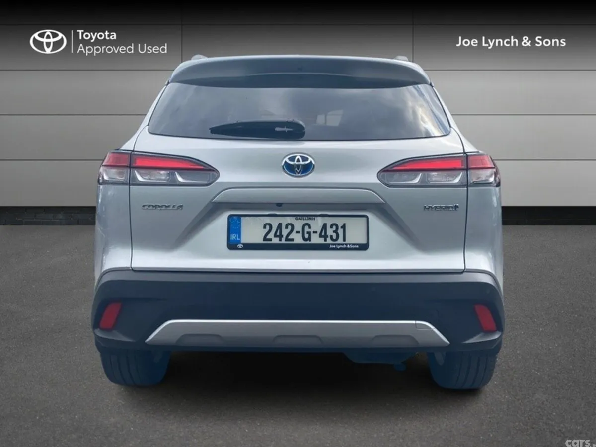 Toyota Corolla Cross Hatchback, Petrol Hybrid, 2024, Silver