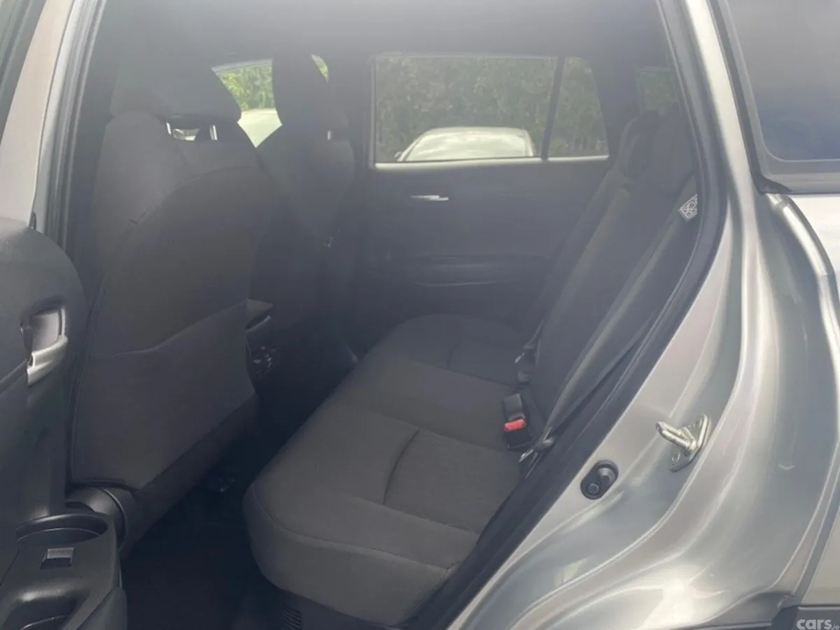 Toyota Corolla Cross Hatchback, Petrol Hybrid, 2024, Silver