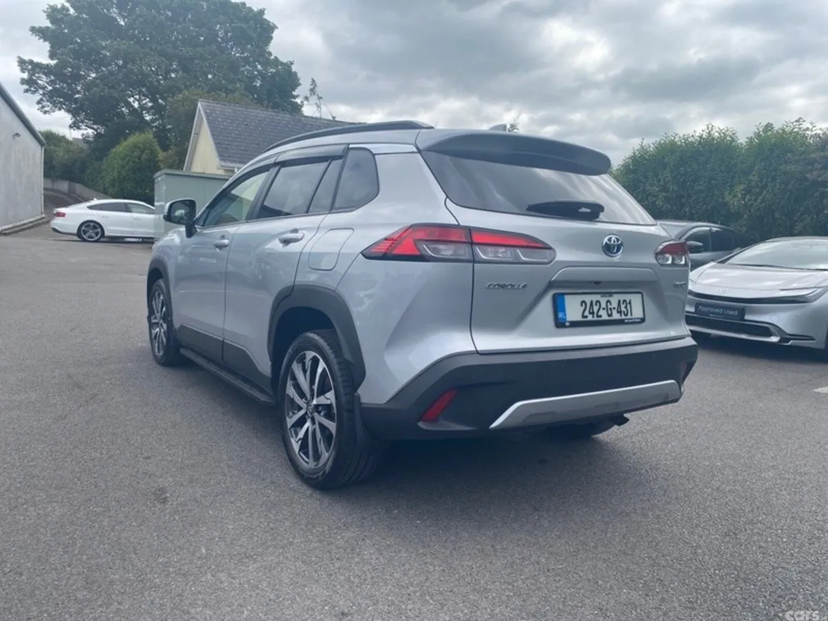 Toyota Corolla Cross Hatchback, Petrol Hybrid, 2024, Silver