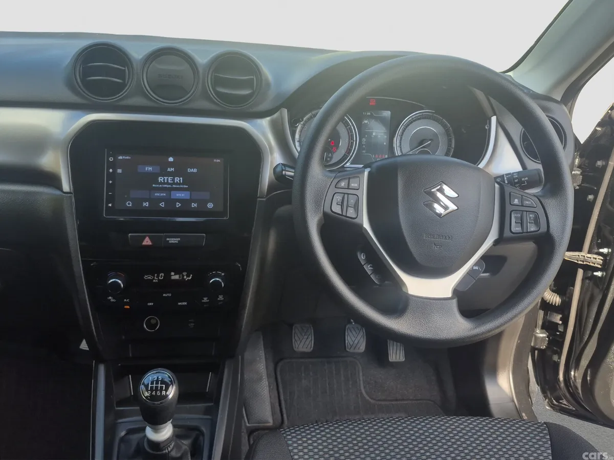 Suzuki Vitara SUV, Petrol Hybrid, 2023, Black