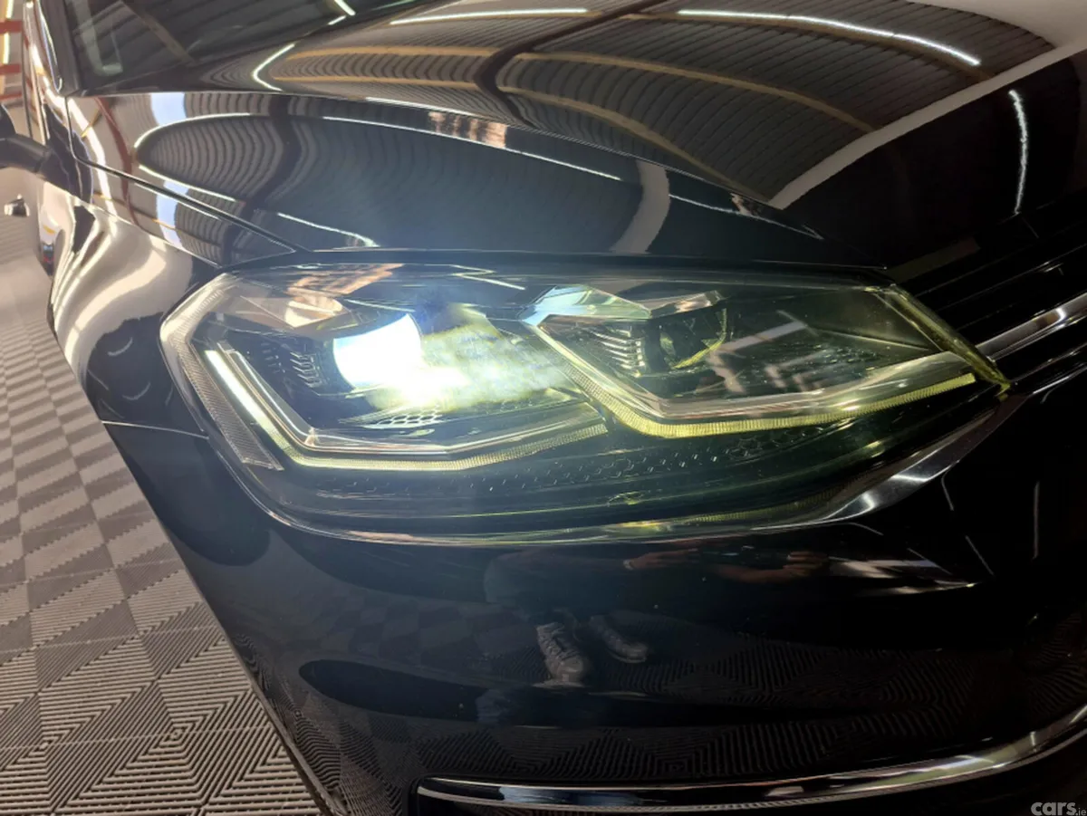 Volkswagen Golf Hatchback, Petrol, 2019, Black