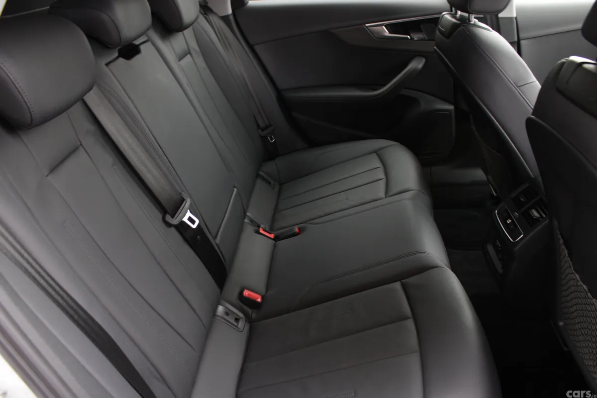Audi A4 Estate, Petrol, 2023, White