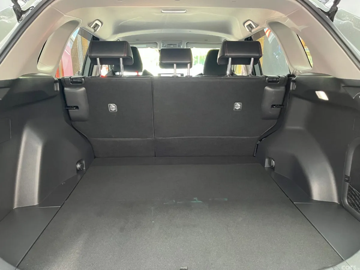 Toyota RAV4 SUV, Petrol Hybrid, 2024, Green