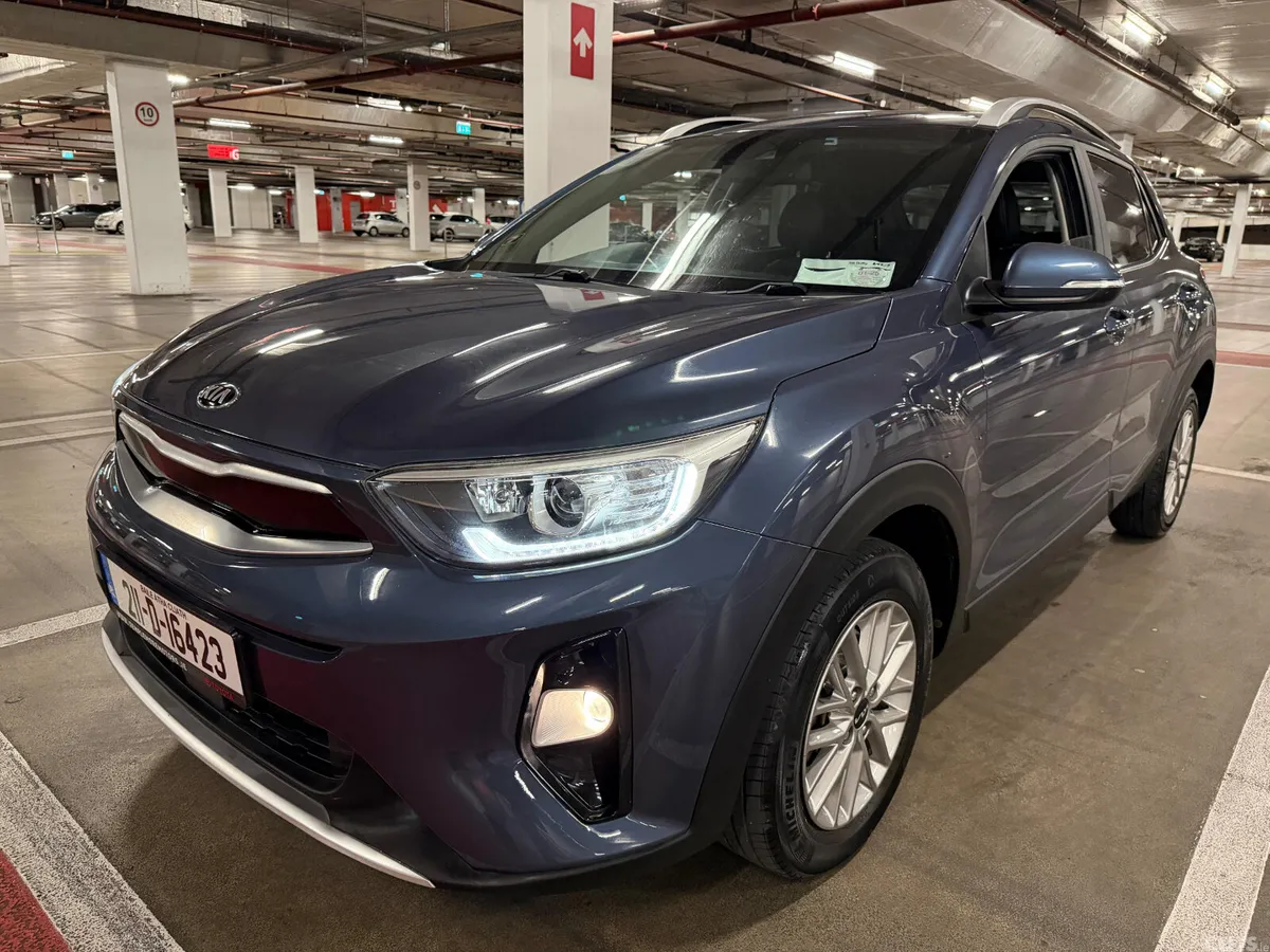 Kia Stonic Hatchback, Petrol, 2021, Blue