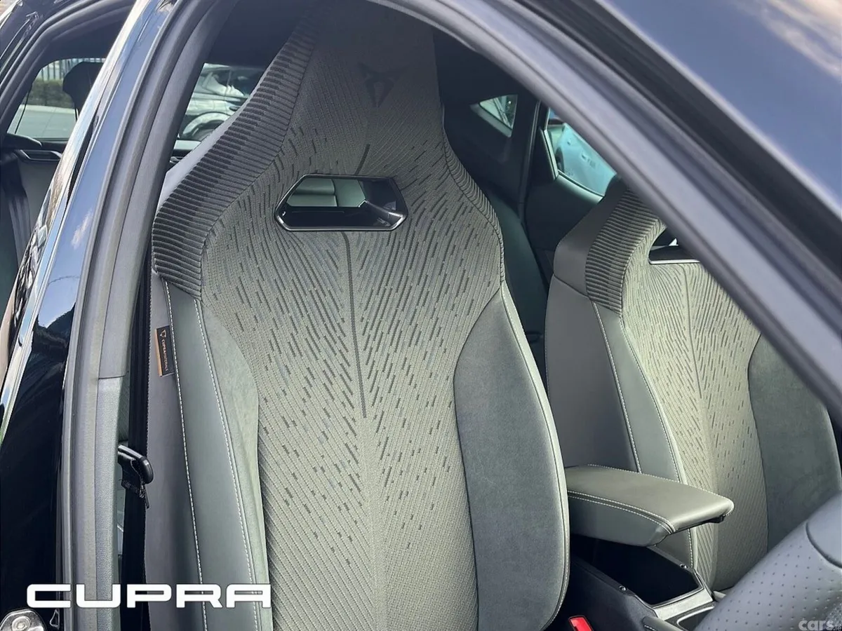 Cupra Leon Hatchback, Diesel, 2027, Black