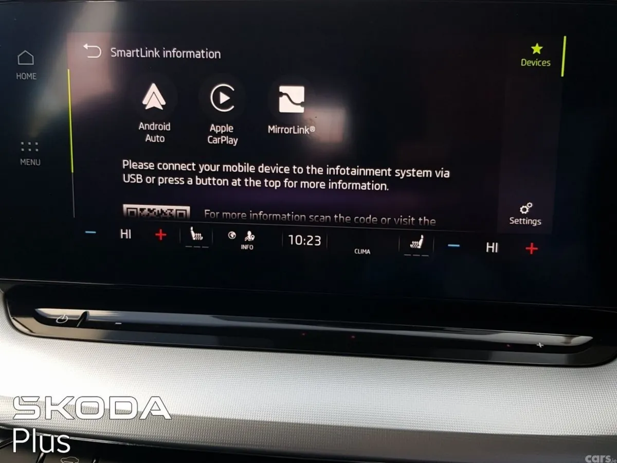 Skoda Octavia Estate, Petrol, 2023, Blue