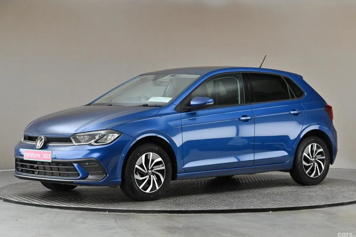 Volkswagen Polo Hatchback, Petrol, 2023, Blue