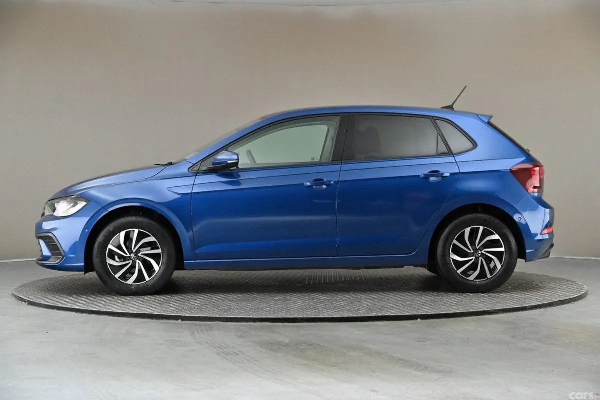 Volkswagen Polo Hatchback, Petrol, 2023, Blue