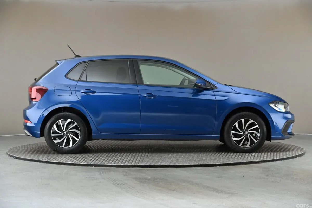 Volkswagen Polo Hatchback, Petrol, 2023, Blue