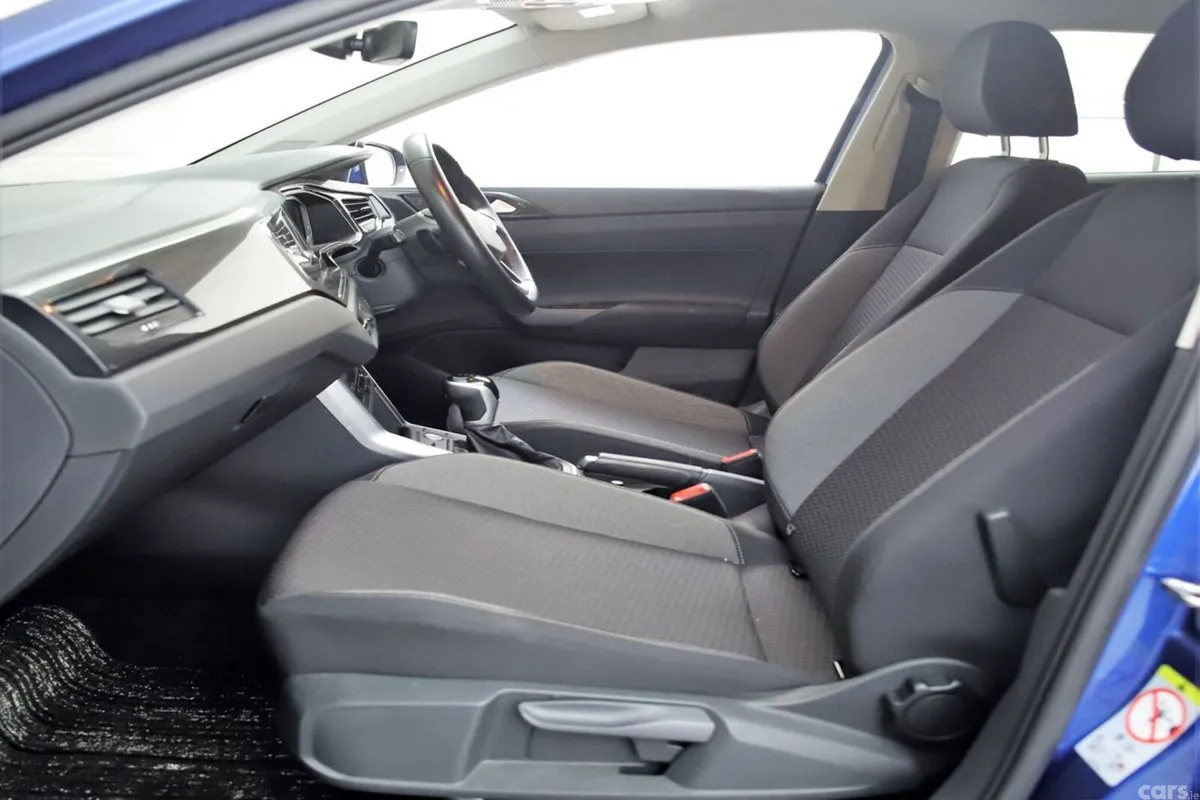 Volkswagen Polo Hatchback, Petrol, 2023, Blue
