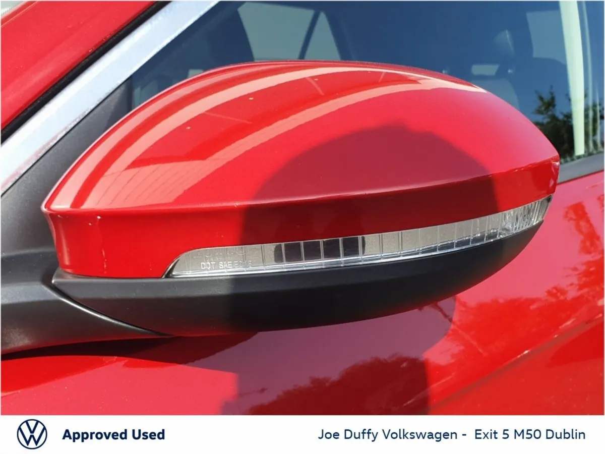 Volkswagen T-Roc SUV, Petrol, 2023, Red