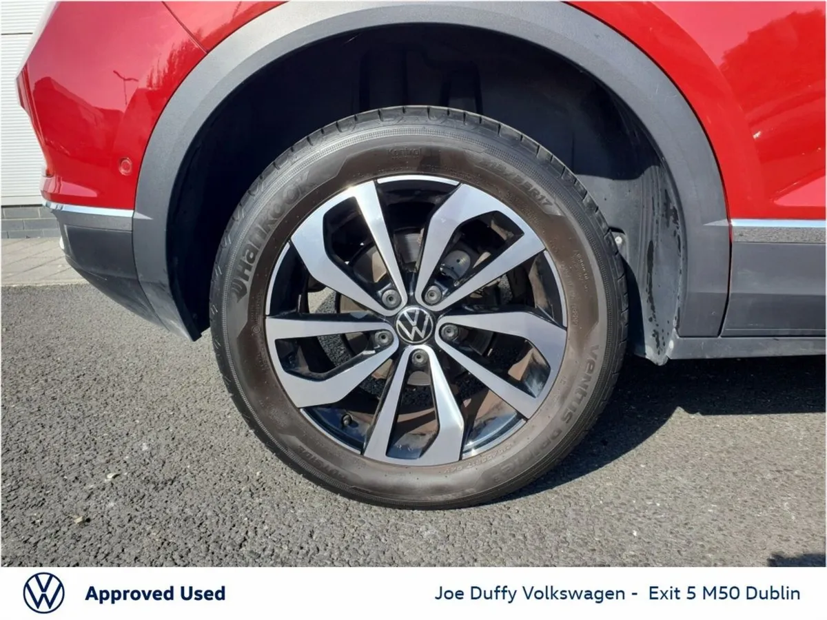 Volkswagen T-Roc SUV, Petrol, 2023, Red