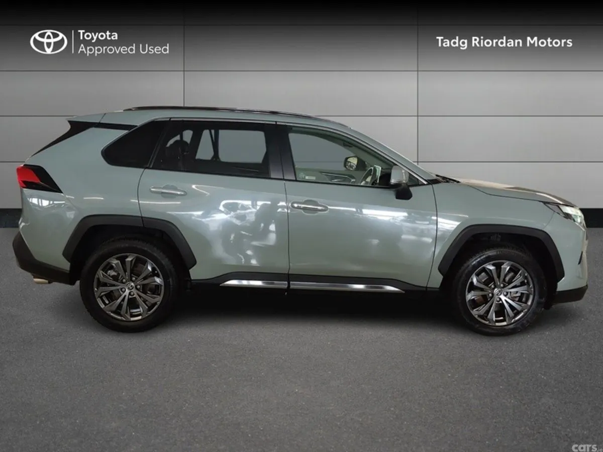 Toyota RAV4 SUV, Petrol Hybrid, 2022, Green