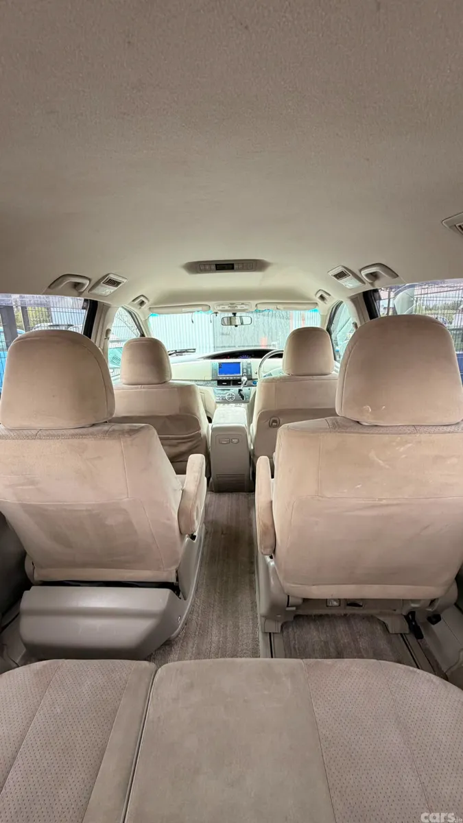 Toyota Estima MPV, Petrol Hybrid, 2011, White