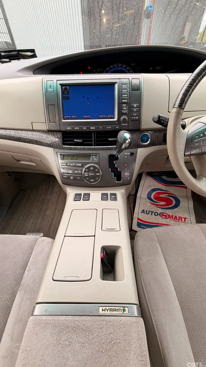 Toyota Estima MPV, Petrol Hybrid, 2011, White