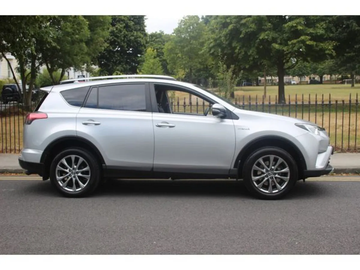 Toyota RAV4 Estate, Petrol Hybrid, 2016, Silver